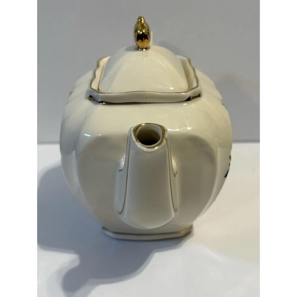 Vintage Sadler Windsor Floral Teapot England